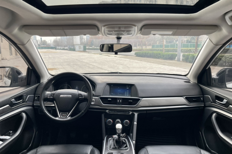 哈弗H6 2018款 红标 运动版 1.5T 手动两驱精英型中控内饰7002