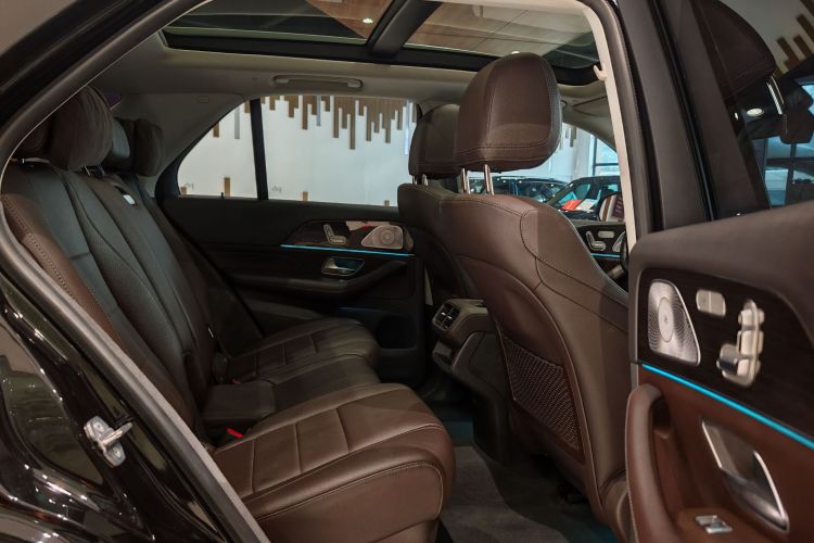 奔驰GLE 2020款 改款 GLE 350 4MATIC 时尚型中控内饰7006