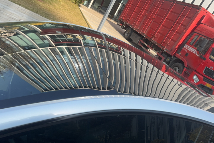 特斯拉 Model Y 2021款 标准续航后驱版局部细节57