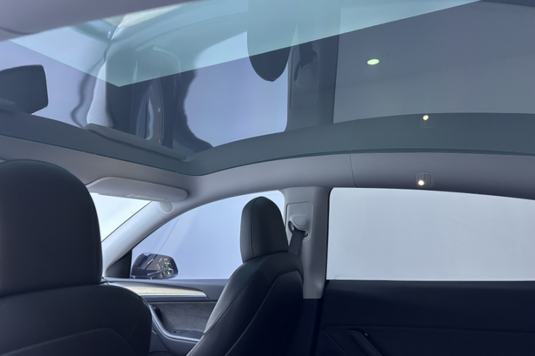 特斯拉 Model Y 2022款 后轮驱动版局部细节22