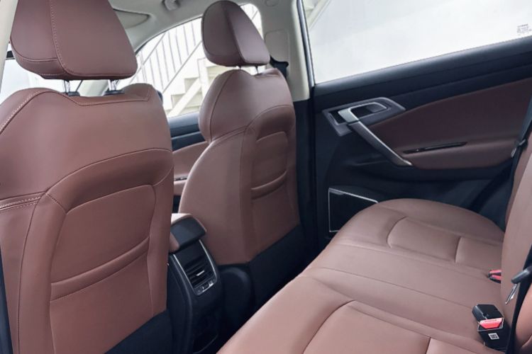 吉利汽车 博越 2021款 1.8TD DCT两驱亚运版中控内饰7006