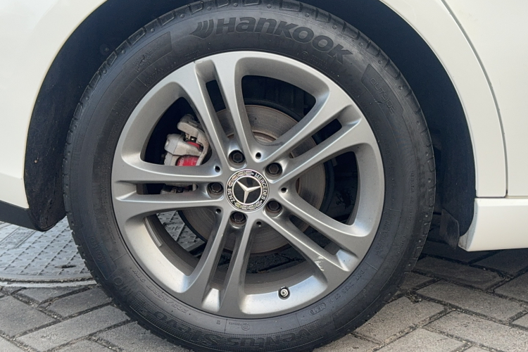 奔驰B级 2020款 B 180车身外观6008