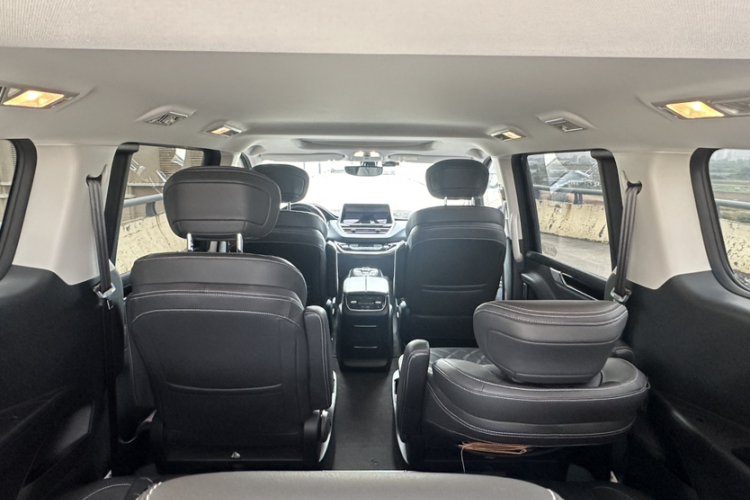 上汽大通MAXUS 大通G20 2023款 PLUS 2.0T 汽油自动豪华版中控内饰7001