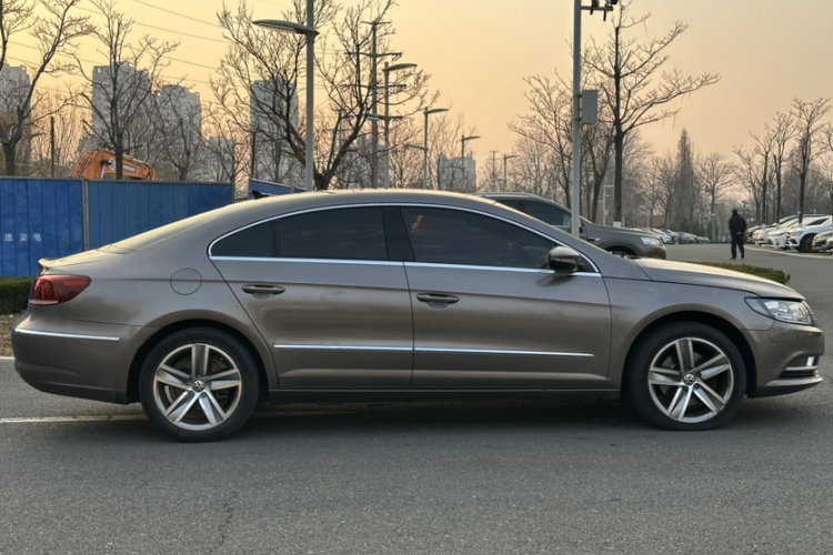 一汽-大众CC 2013款 1.8TSI 豪华型车身外观6003