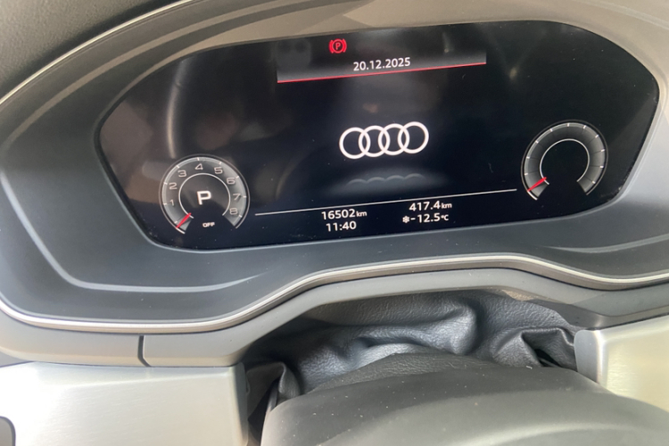 奥迪A4L 2024款 40 TFSI 时尚动感型中控内饰15