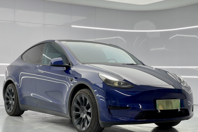 特斯拉 Model Y 2023款 后轮驱动版车身外观6005