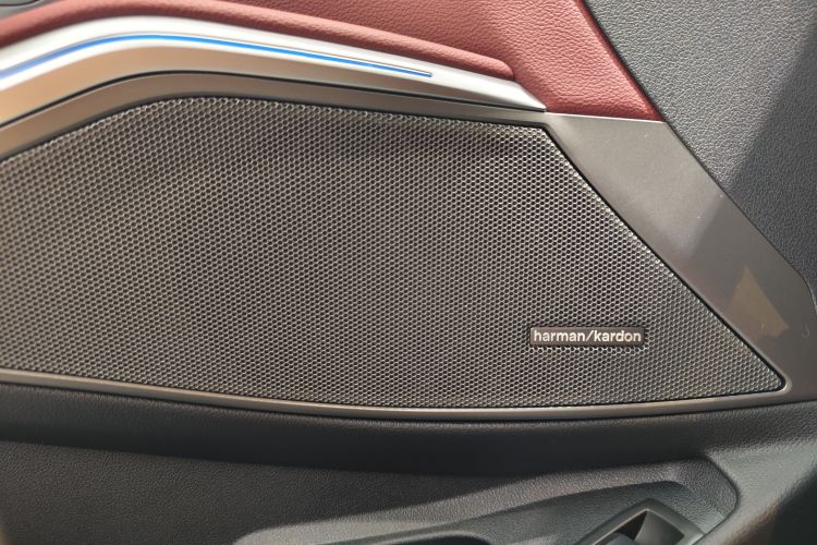 宝马3系 2024款 325Li M运动曜夜套装中控内饰7003