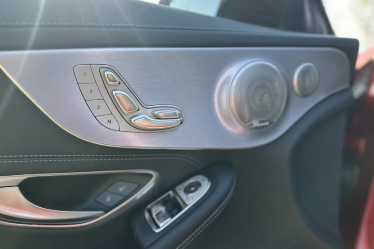 奔驰C级(进口) 2019款 C 260 轿跑车车身外观6005