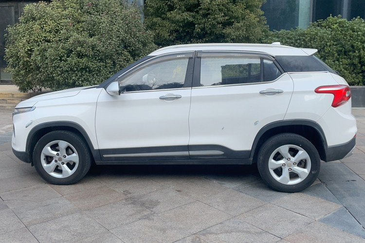 宝骏510 2017款 1.5L 手动时尚型车身外观6005