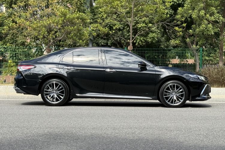 丰田 凯美瑞 2023款 2.5G 豪华版车身外观6008