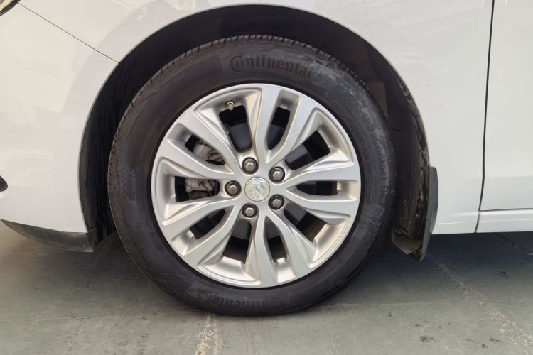 别克 英朗 2021款 典范 1.5L 自动精英型车身外观6004