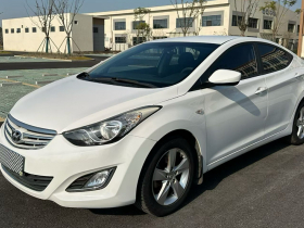 现代 朗动 2012款 1.6L 自动时尚型