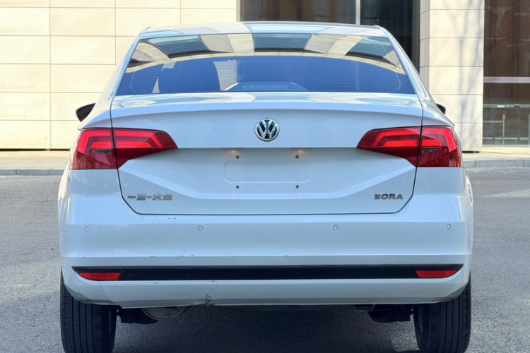 大众 宝来 2016款 1.6L 自动时尚型车身外观6005