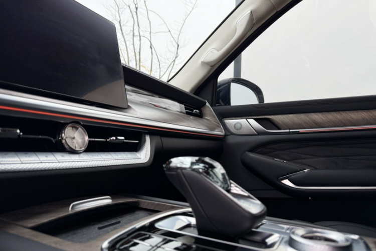 坦克500 2022款 3.0T 运动版 造境型 5座车身外观6007