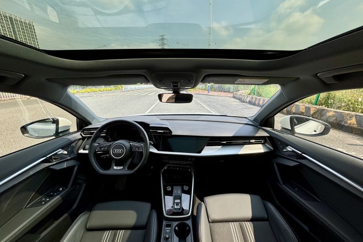 奥迪A3 2023款 改款 Sportback 35 TFSI 时尚运动型中控内饰7005