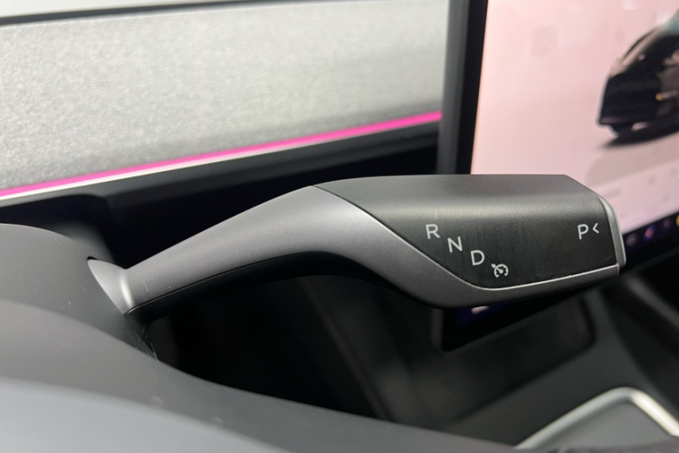 特斯拉 Model Y 2023款 后轮驱动版局部细节18