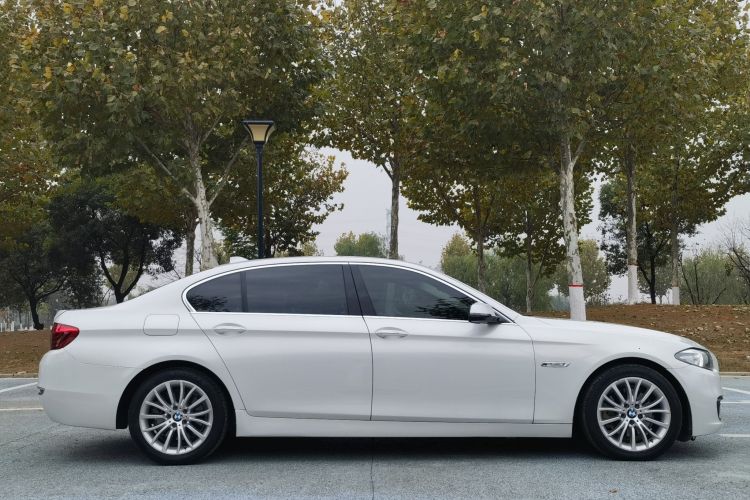 宝马5系 2017款 525Li 豪华设计套装车身外观6003