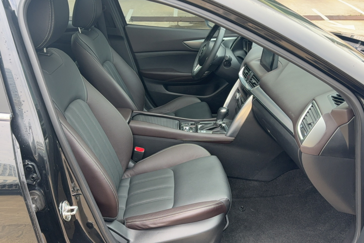 马自达CX-4 2016款 2.0L 自动两驱蓝天品位版局部细节41