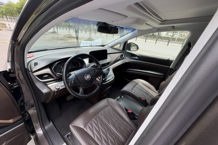 别克GL8 2021款 陆上公务舱 652T 豪华型中控内饰7001