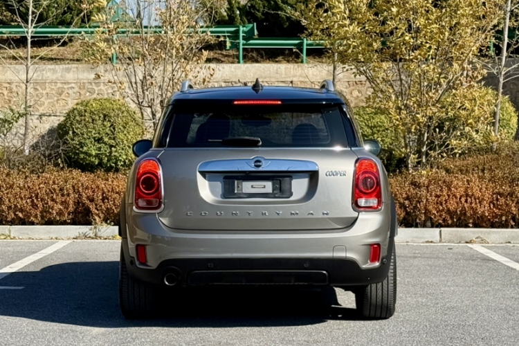 MINI Countryman 2017款 1.5T COOPER ALL4 旅行家车身外观6005