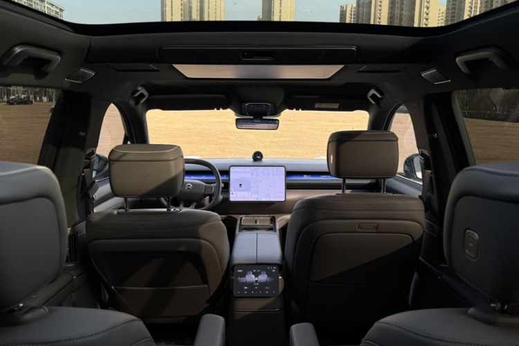 蔚来ES8 2026款 六座行政豪华版中控内饰7002