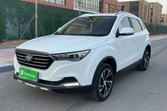 奔腾X40 2019款 1.6L 自动豪华型 国VI