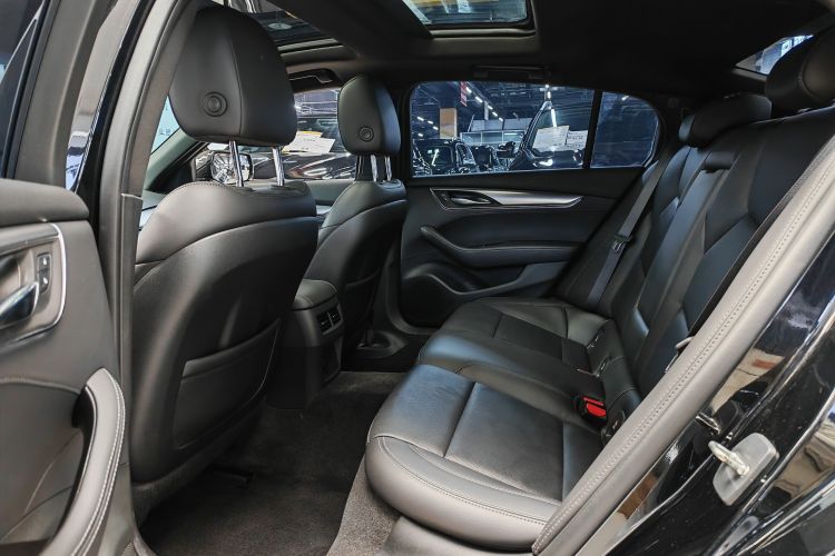 凯迪拉克CT5 2023款 28T 豪华型（标准版）中控内饰7004