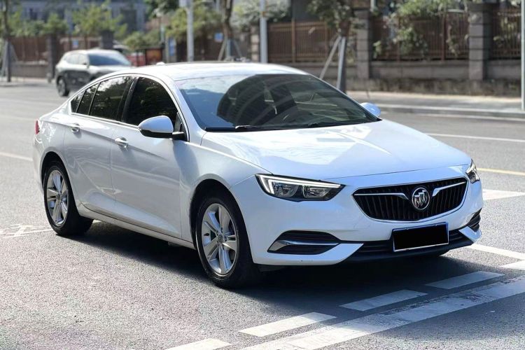 别克 君威 2019款 20T 精英型 国VI车身外观6005