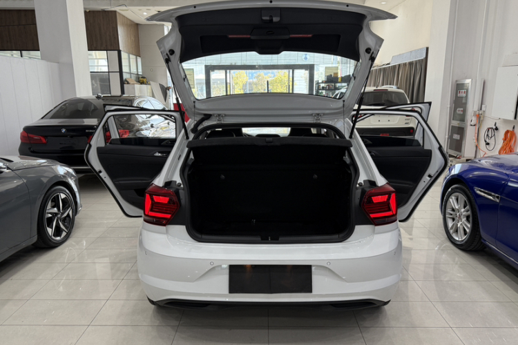 大众 Polo 2023款  Plus 1.5L 自动炫彩科技版局部细节23