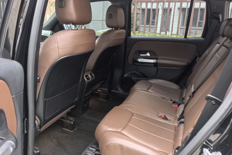 奔驰GLB 2021款 GLB 200 动感型中控内饰7002