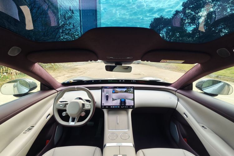 小米汽车 小米YU7 2025款 超长续航高性能四驱Max版局部细节22