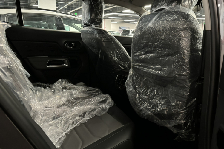 雪铁龙 天逸 C5 AIRCROSS 2026款 400THP 旗舰版中控内饰7001