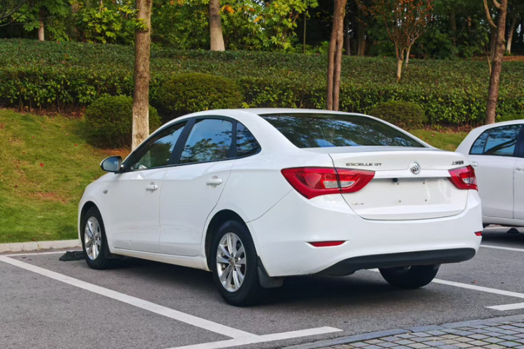 别克 英朗 2015款 15N 自动进取型车身外观6006