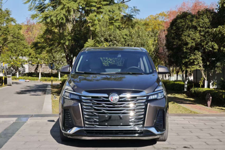 别克GL8 2023款 陆上公务舱 智享型车身外观6003