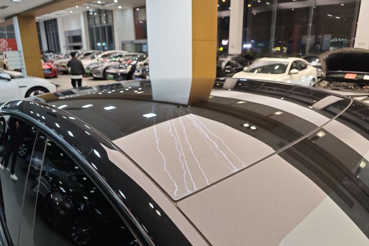 特斯拉 Model Y 2021款 标准续航后驱版局部细节57