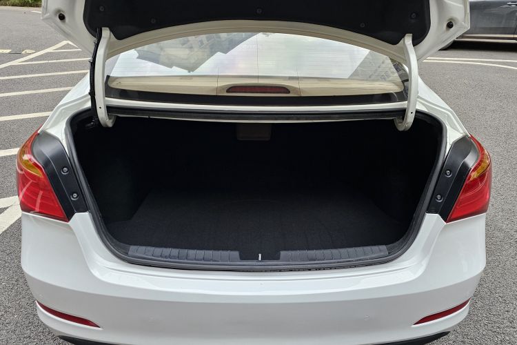 现代 名图 2014款 1.8L 自动智能型GLS局部细节23