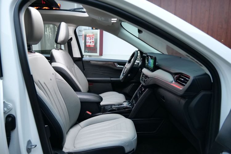 福特 锐际 2020款 EcoBoost 245 四驱嘉享款中控内饰7004