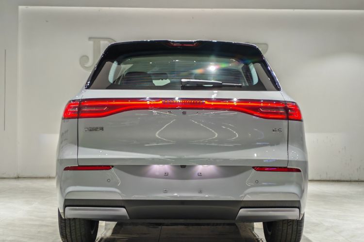 吉利银河 银河E5 2026款 530km 启航版车身外观6004