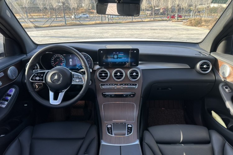 奔驰GLC 2020款 改款 GLC 300 L 4MATIC 豪华型中控内饰7007