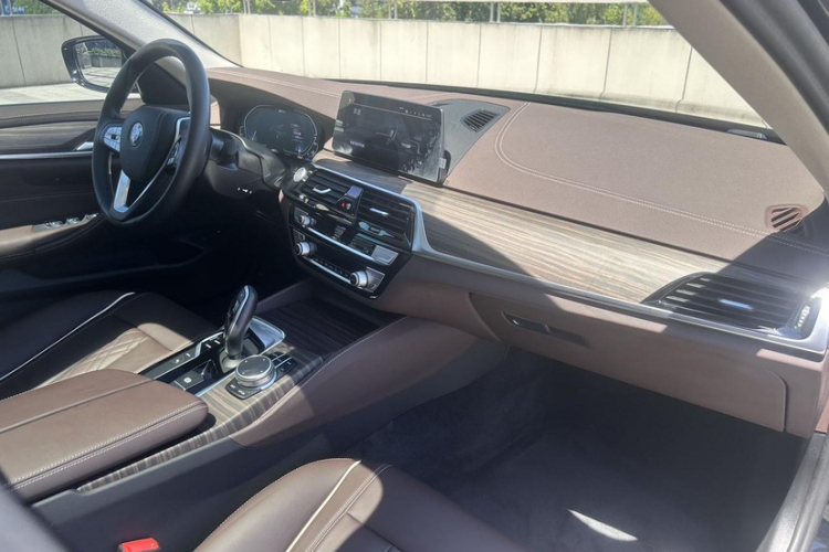 宝马5系新能源 2020款 里程升级版 530Le 豪华套装局部细节14