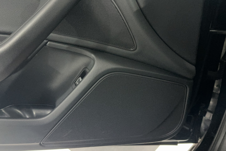 奥迪A6L 2017款 45 TFSI quattro 运动型局部细节16