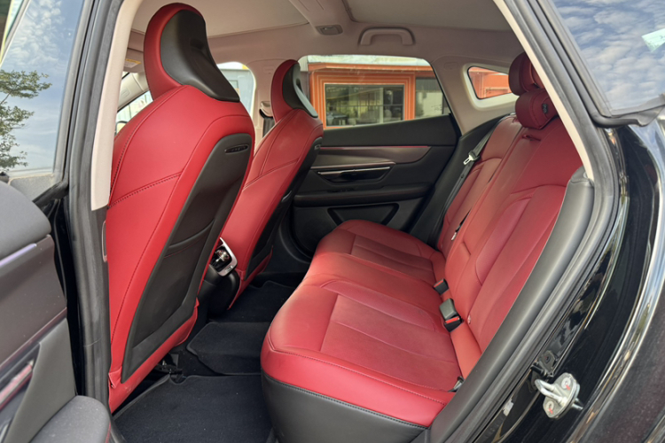 小鹏P7 2023款 P7i 702 Pro中控内饰7004