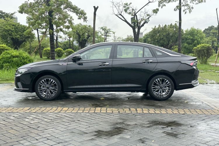 东风风神 奕炫MAX 2021款 1.5T 超级辣爸版车身外观6006