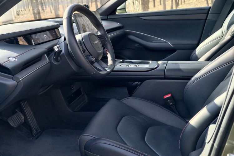 小米汽车 小米SU7 2024款 后驱长续航智驾版中控内饰7006