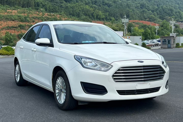 福特 福睿斯 2017款 改款 1.5L 自动舒适型车身外观6001