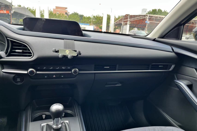 马自达CX-30 2024款 2.0L 手动尚悦型中控内饰7005
