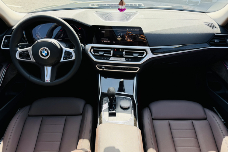 宝马3系 2021款 325Li M运动套装中控内饰7003