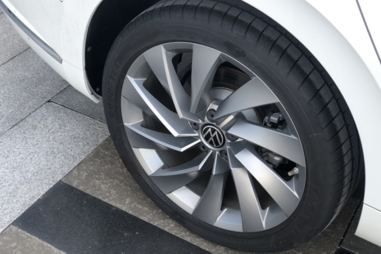 一汽-大众CC 2024款 380TSI 夺目版车身外观6007