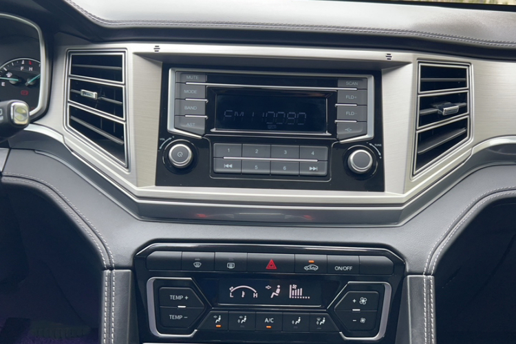 众泰 大迈X7 2018款 2.0T 自动豪华型局部细节16