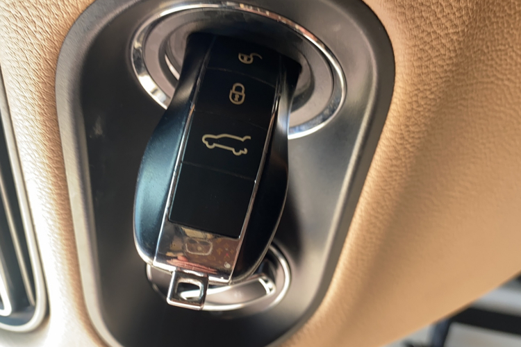 保时捷 2018款 Macan 2.0T中控内饰7001